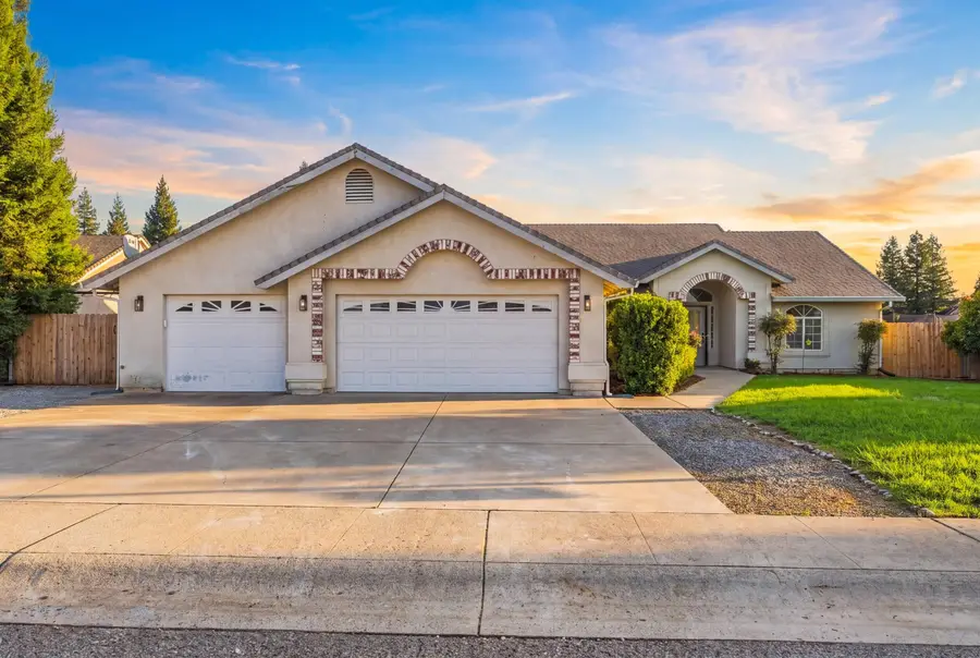 19459 Posey, Redding, CA 96003 - #2