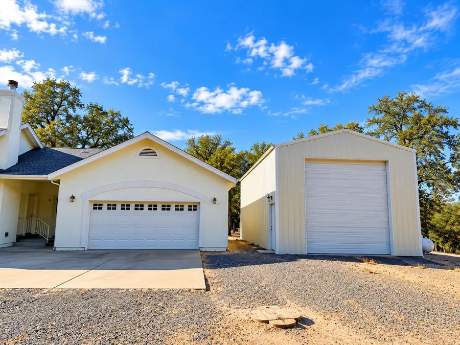 13725 Gas Point Road, Igo, CA 96047 - #2