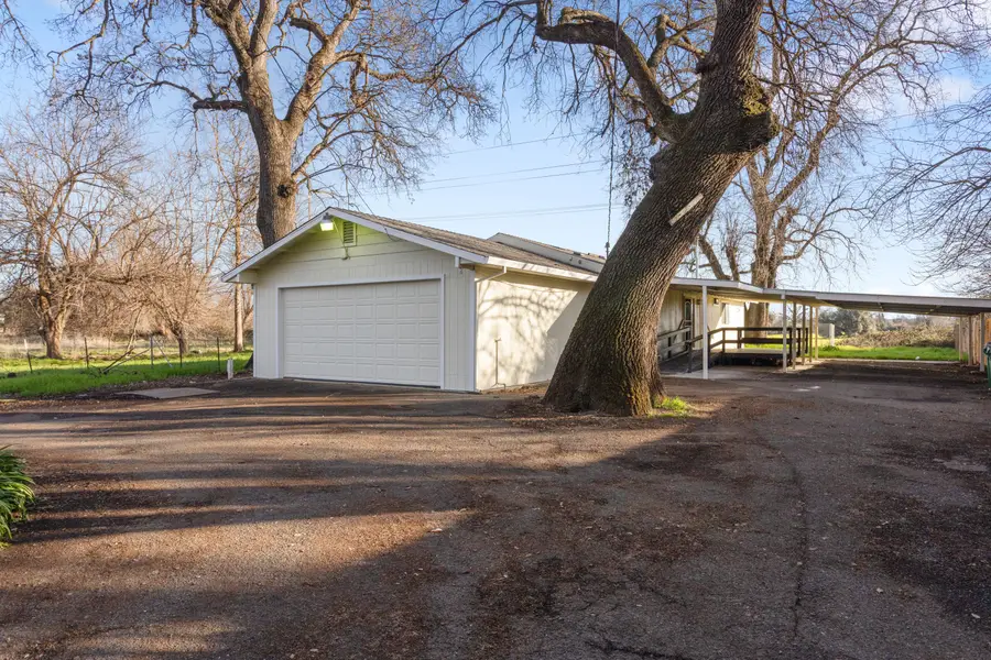 19233 W Niles Lane, Redding, CA 96002 - #2