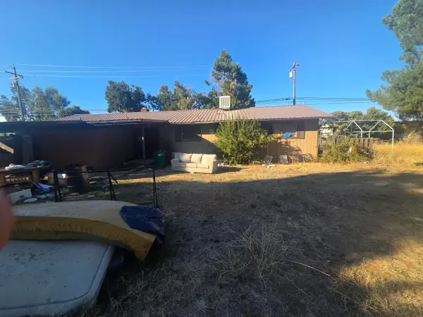 21007 Dersch Road, Anderson, CA 96007