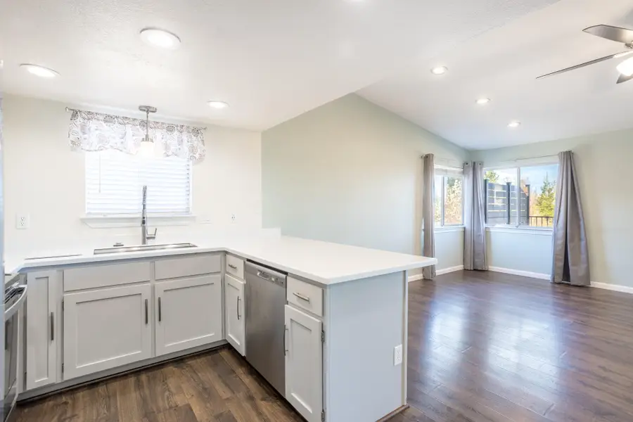 1230 Whistling Drive, Redding, CA 96003 - #3