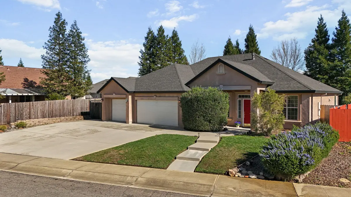 547 Casa Buena Street, Redding, CA 96003 - #1