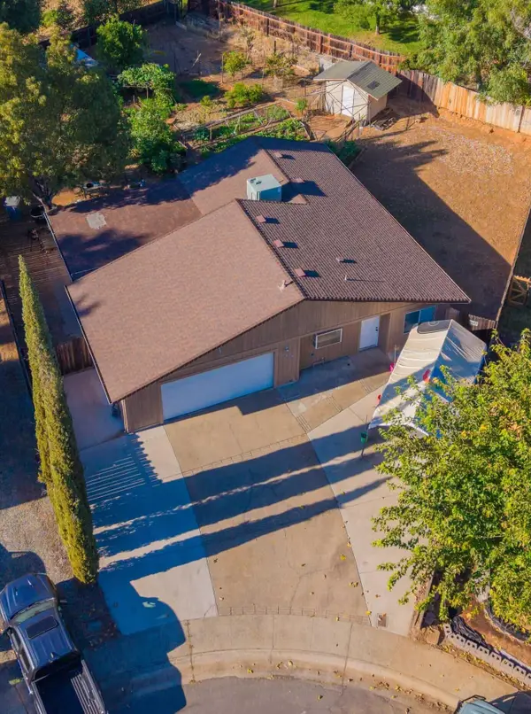 1228 Cedarwood Court, Redding, CA 96002