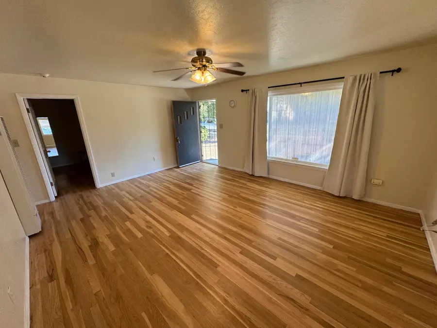 1880 North Street, Anderson, CA 96007 - #2