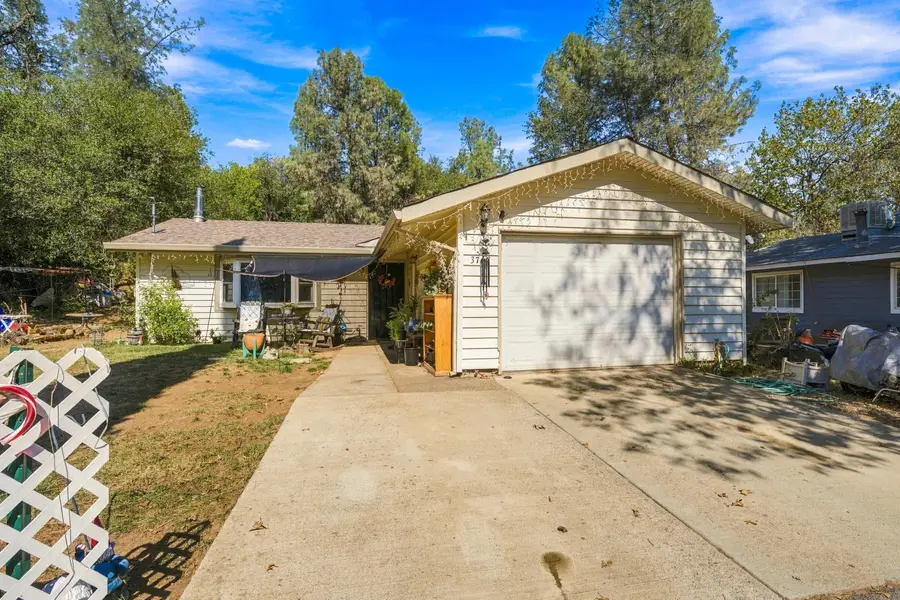 3701 Laurel Street, Shasta Lake, CA 96019 - #2