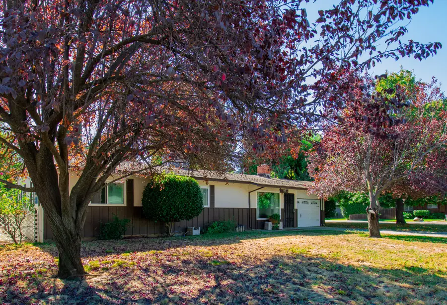 355 Olympus Avenue, Redding, CA 96001 - #3