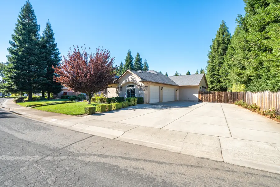 4930 Yellowstone Drive, Redding, CA 96002 - #3