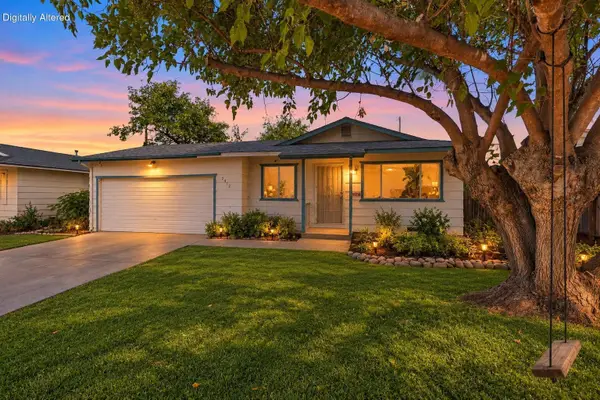 2472 Corona Street, Redding, CA 96002