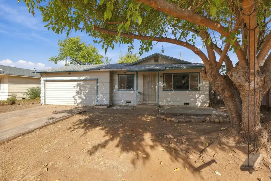 2472 Corona Street, Redding, CA 96002 - #2