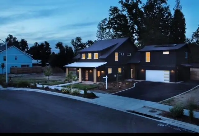 6855 Yvonne Court, Redding, CA 96001 - #2