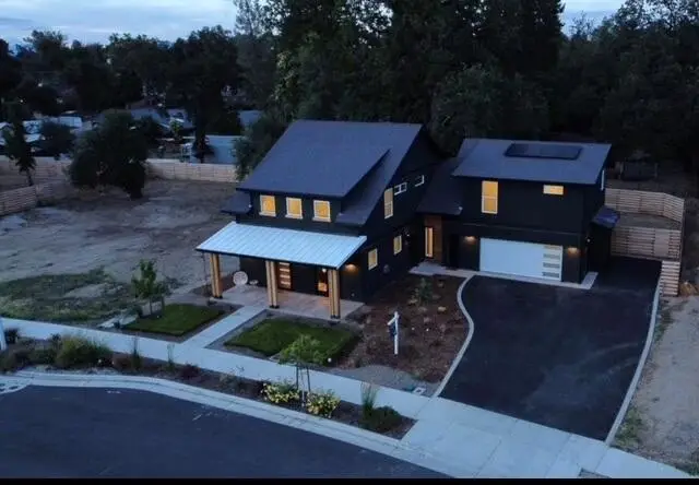 6855 Yvonne Court, Redding, CA 96001 - #3