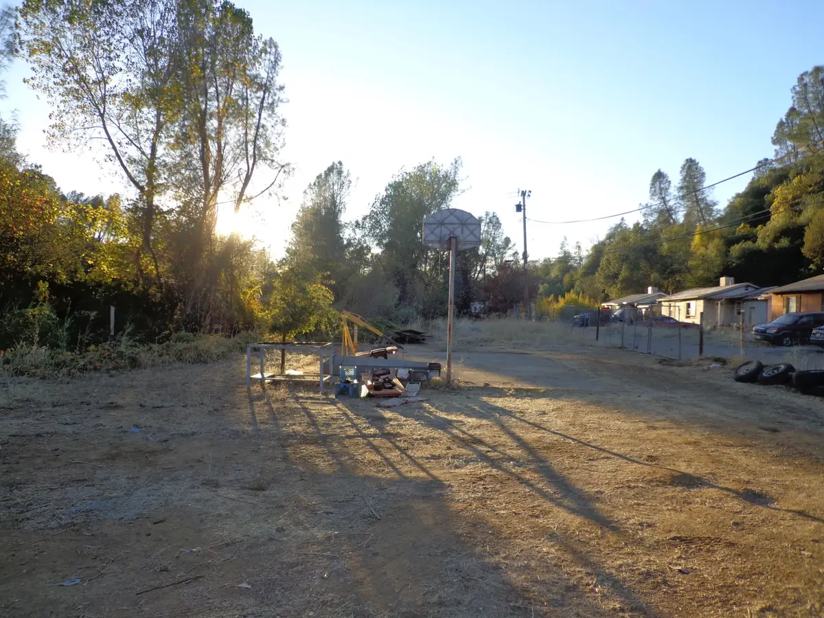 1768 Kenyon Drive, Redding, CA 96001 - #1