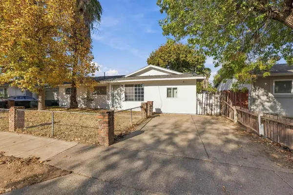 3235 Aster Street, Anderson, CA 96007