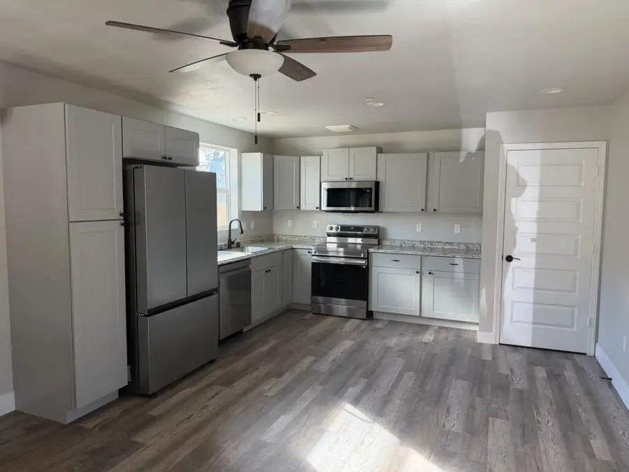 5156 Fort Peck Street, Shasta Lake, CA 96019 - #3