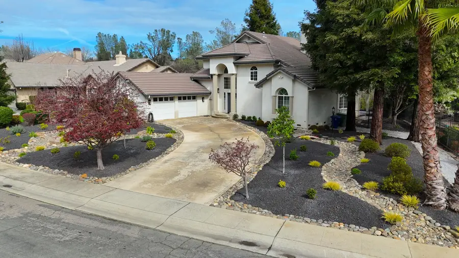 3857 Eagle Parkway, Redding, CA 96001 - #3