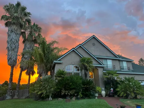 6260 Carmel Drive, Redding, CA 96003