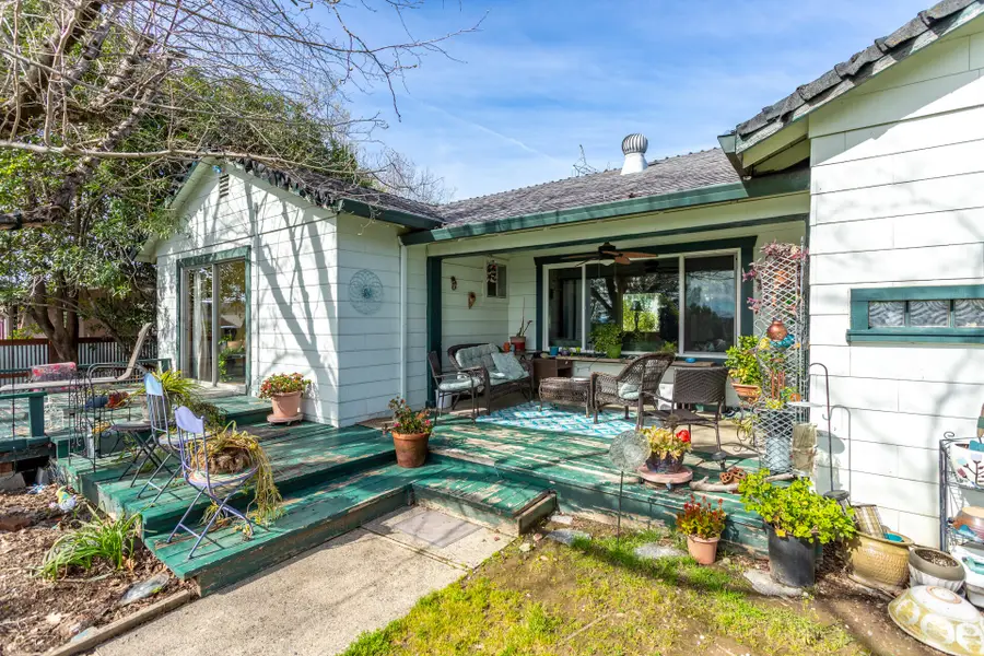 1715 Barbara Road, Redding, CA 96003 - #3