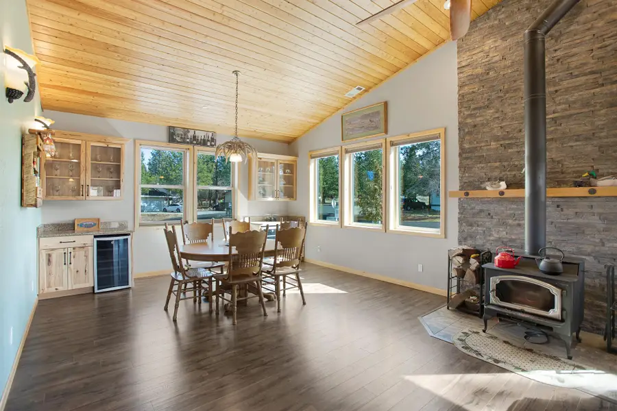 5425 Muskrat Road, Weed, CA 96094 - #3