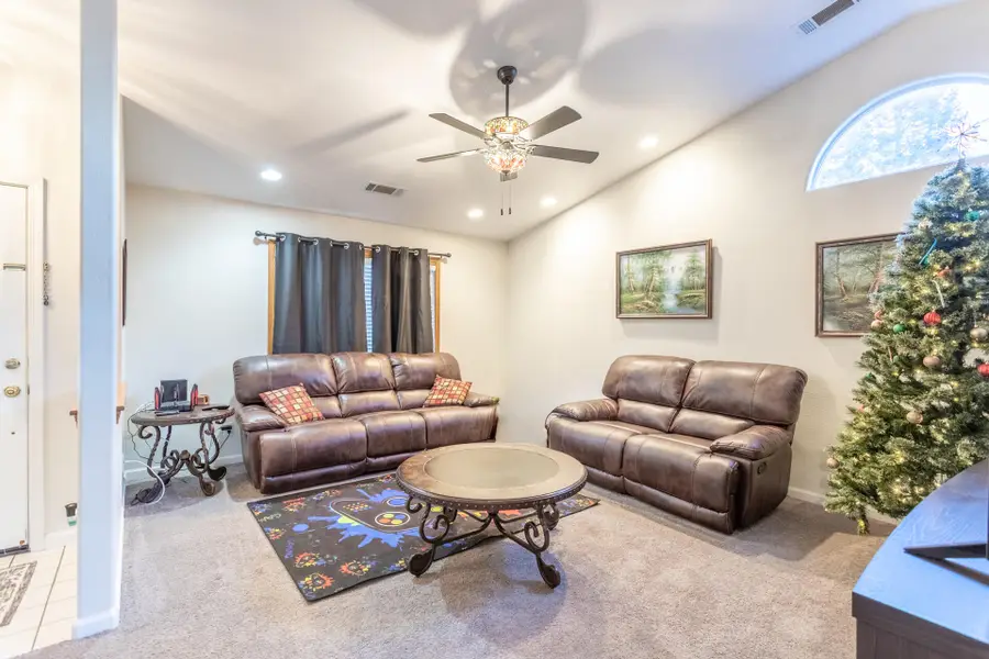 3257 Sioux Drive, Shasta Lake, CA 96019 - Image #3