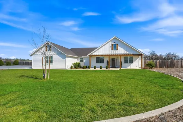 6685 Scenic Oak Court, Anderson, CA 96007