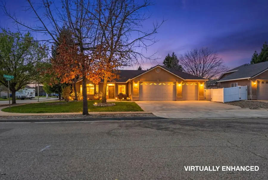 3594 Laramie Street, Redding, CA 96002 - #2