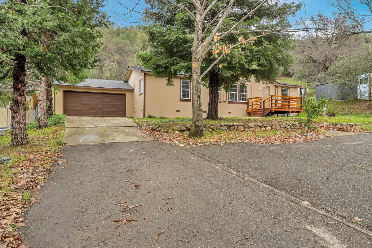 22150 Ravine Court, Redding, CA 96003 - Image #1