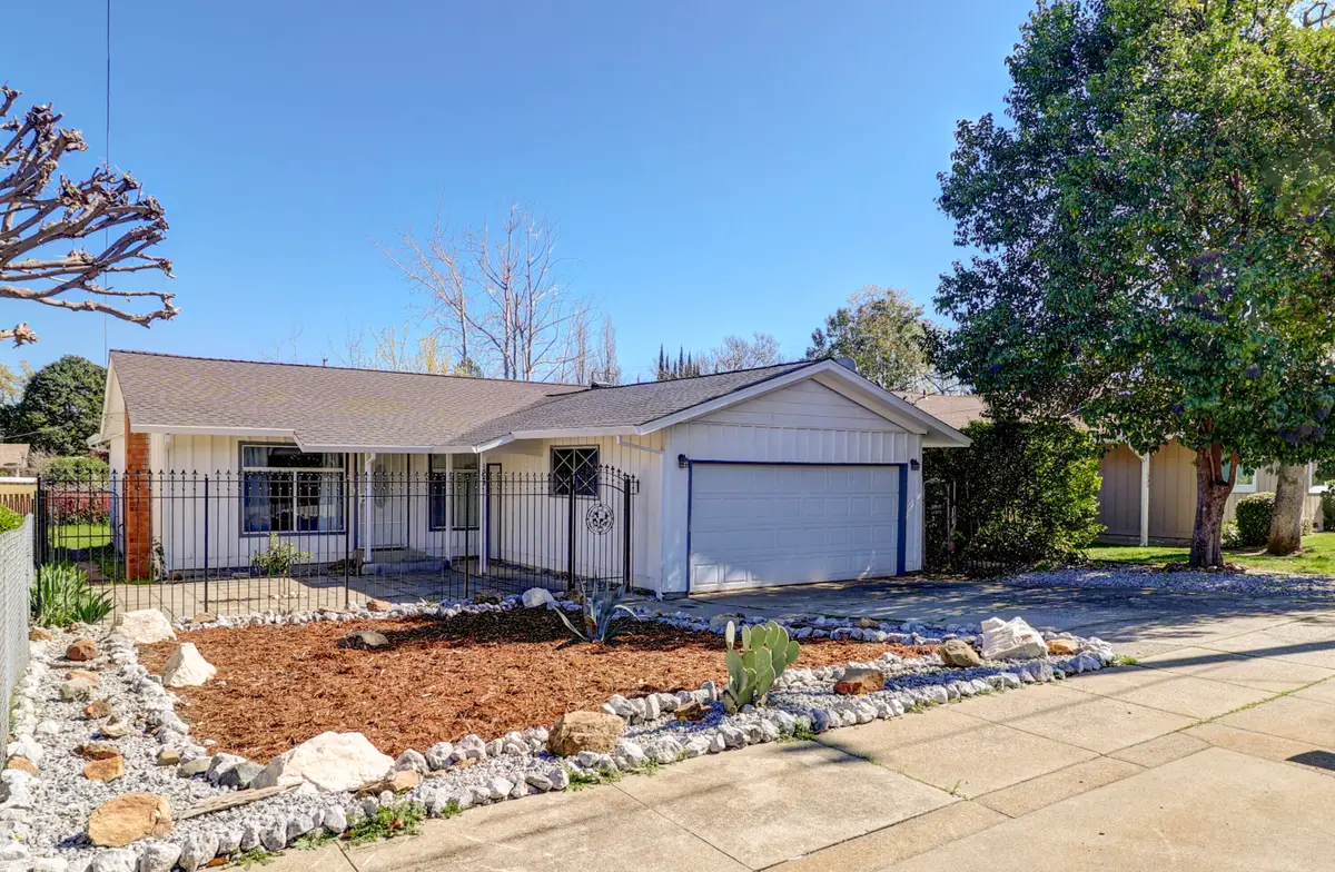1525 Oak Street, Redding, CA 96001 - #1