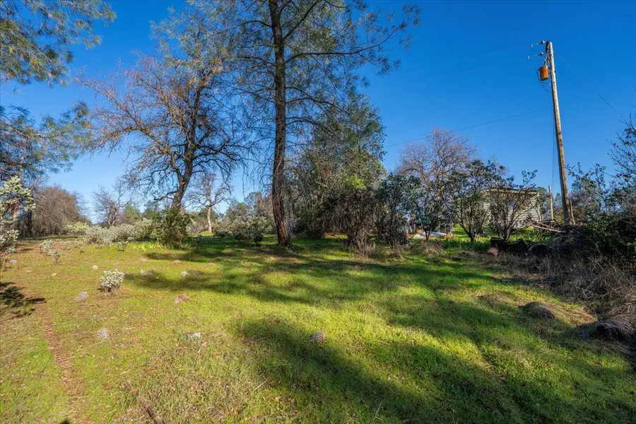 11746 Nash Road, Redding, CA 96003 - Image #3