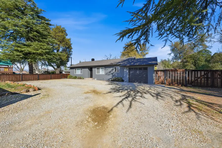 890 Parsons Drive, Redding, CA 96002 - #2