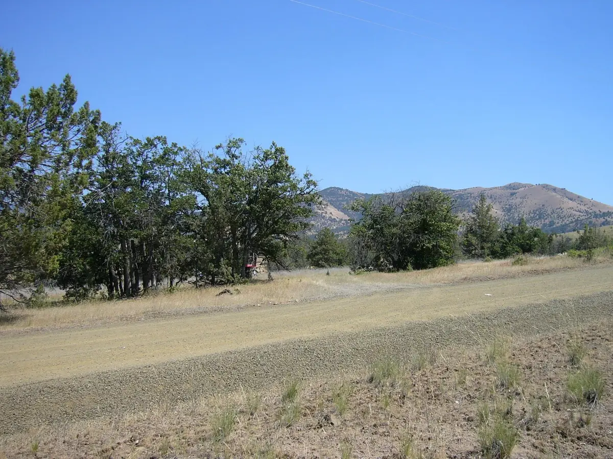 2.6 acres Greenfinch Way lot 93, Montague, CA 96064 - Image #1
