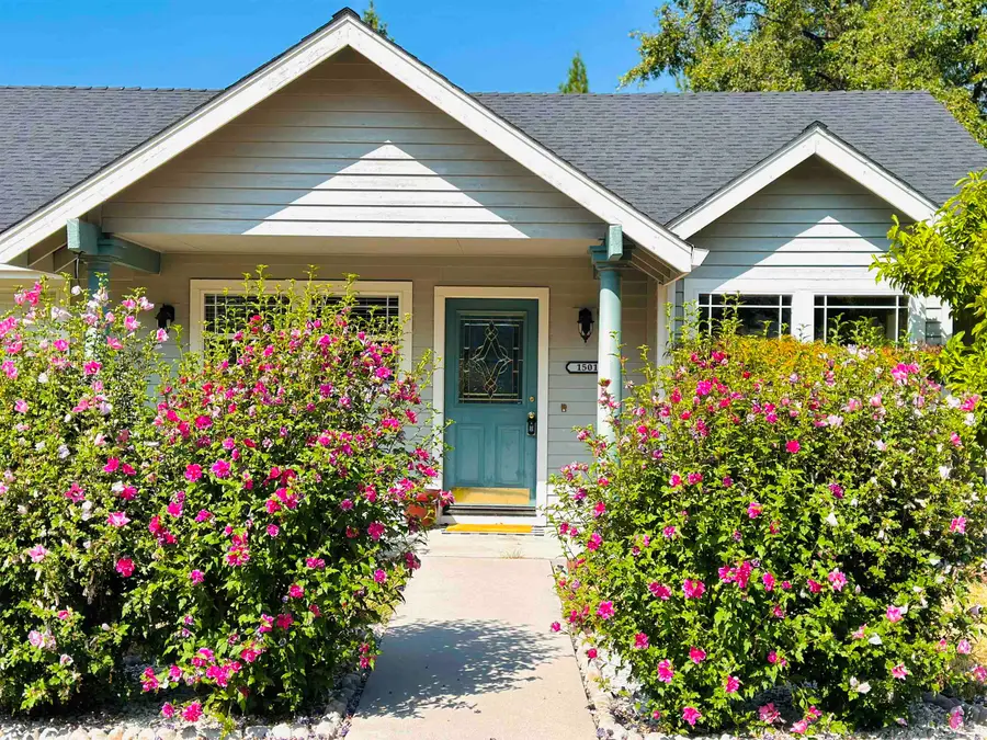 1501 Village Way, Mount Shasta, CA 96067 - Image #2