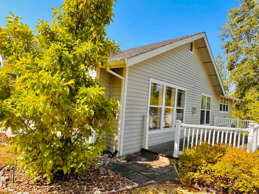 1501 Village Way, Mount Shasta, CA 96067 - Image #3