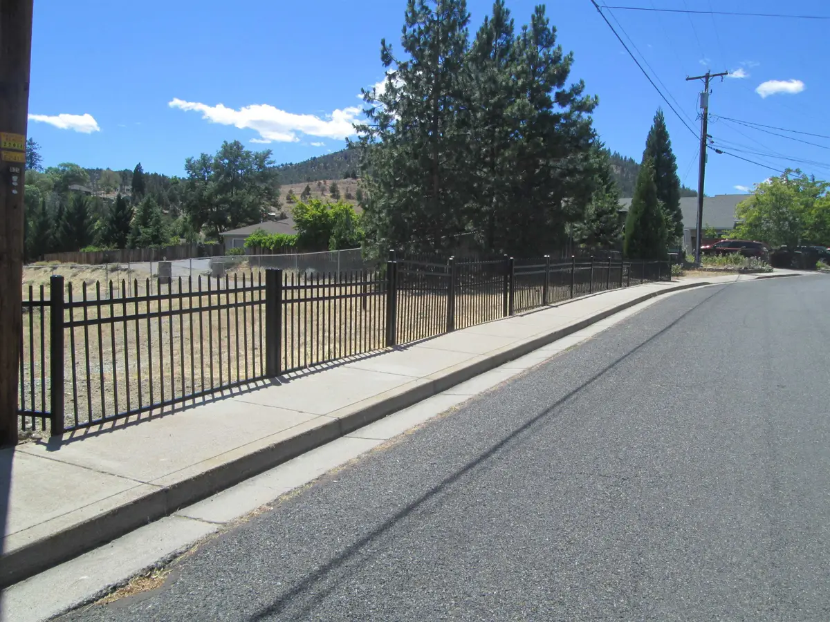 831 Lane St., Yreka, CA 96097 - Image #1