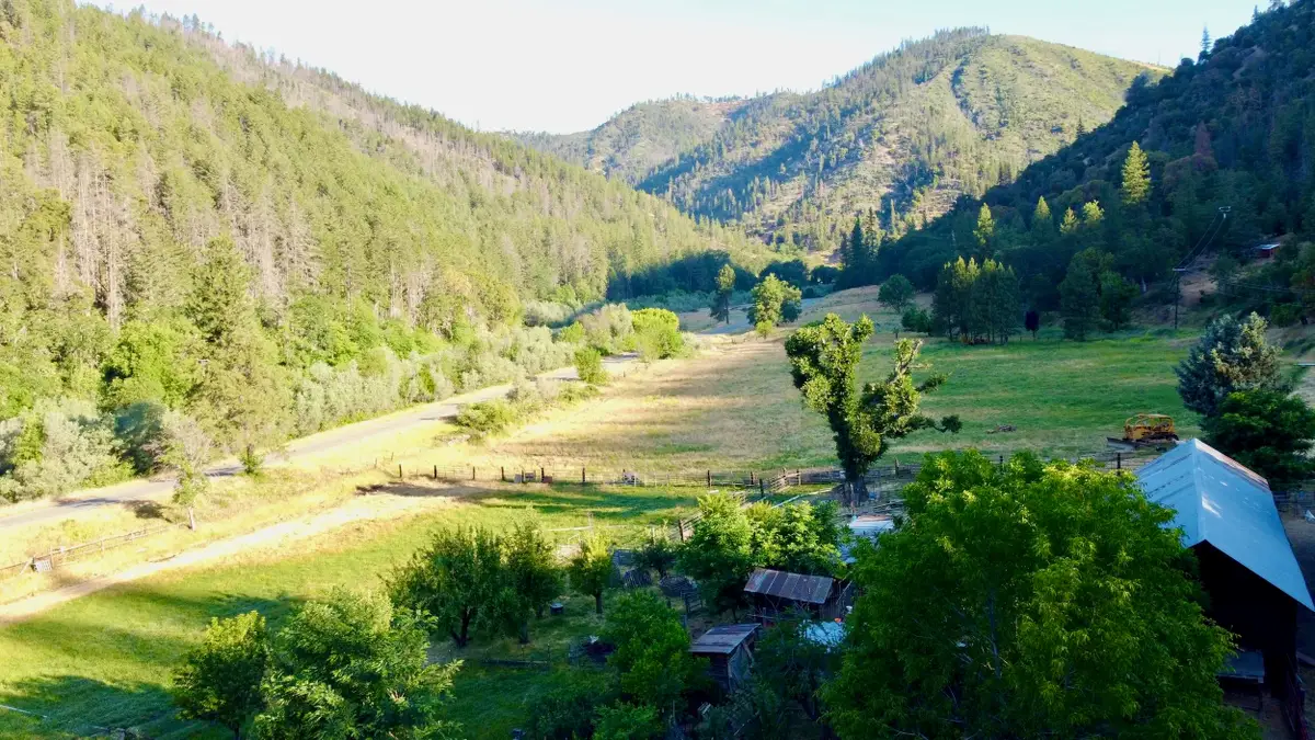 30834 State Hwy 96, Horse Creek, CA 96050 - #1