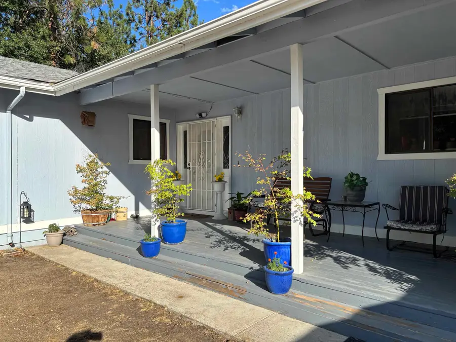 5616 Woodland Drive, Yreka, CA 96097 - Image #3