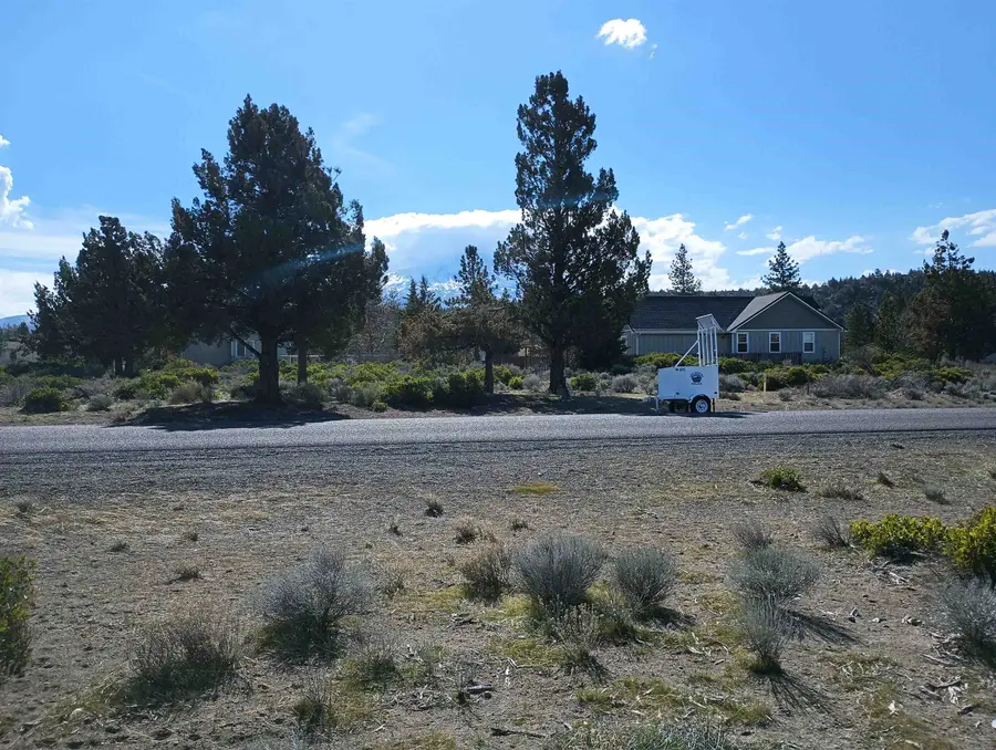 8-1/265 Rockwood Rd, Weed, CA 96094 - Image #3