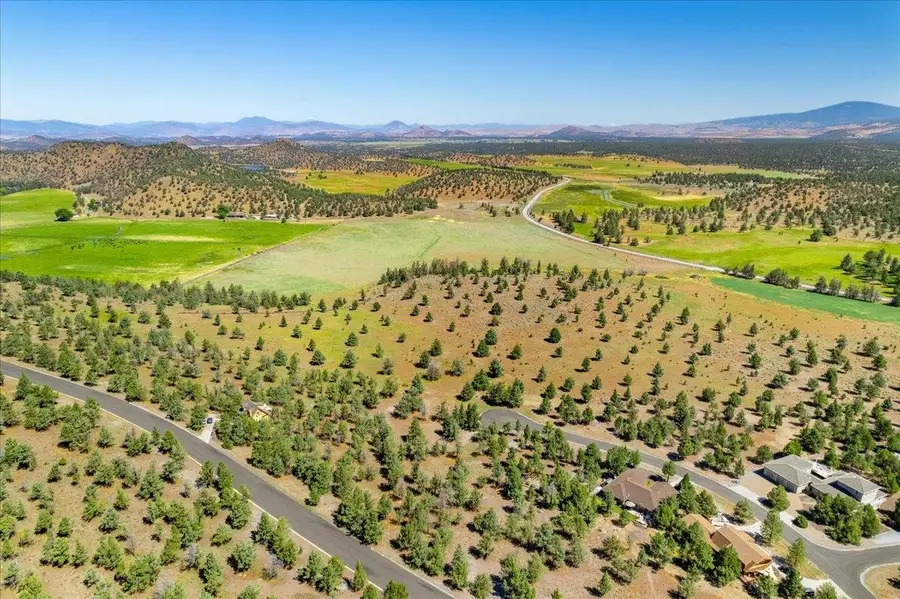 9-2, lot 295 Mountain Wood Dr, Weed, CA 96094 - Image #2