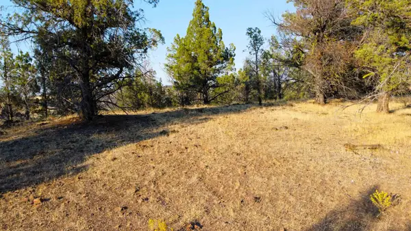 Unit 4 Lot 63 Whitepine Rd., Hornbrook, CA 96044