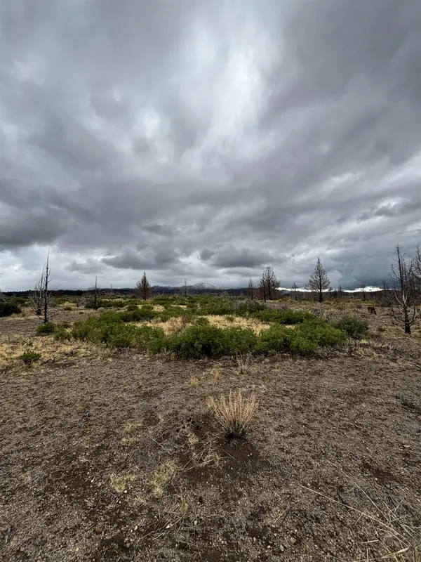 Block 2 Lot 42 Juniper Valley, Weed, CA 96094