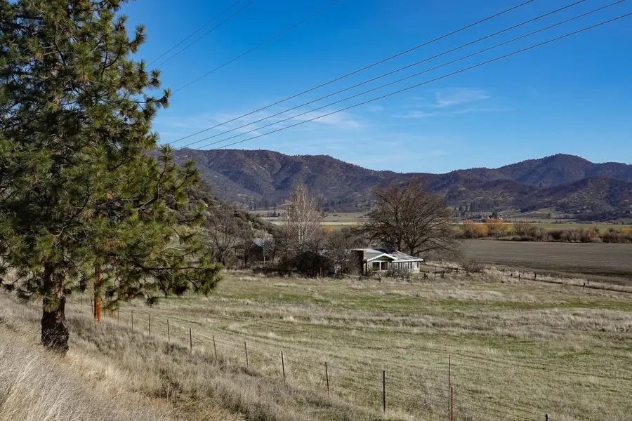 9616 N State Highway 3, Fort Jones, CA 96032 - Image #2