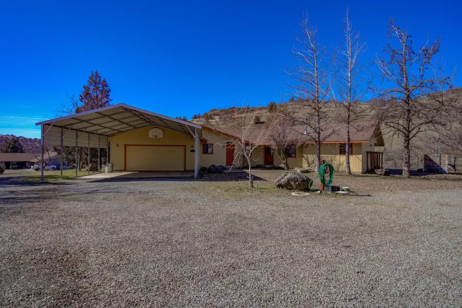 14839 Tarpon Dr, Montague, CA 96067 - Image #2