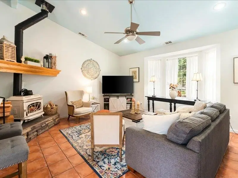 17440 Jack Rabbit Rd., Weed, CA 96094 - #2