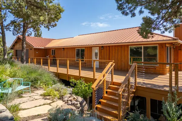 16154 Condor Circle, Weed, CA 96094