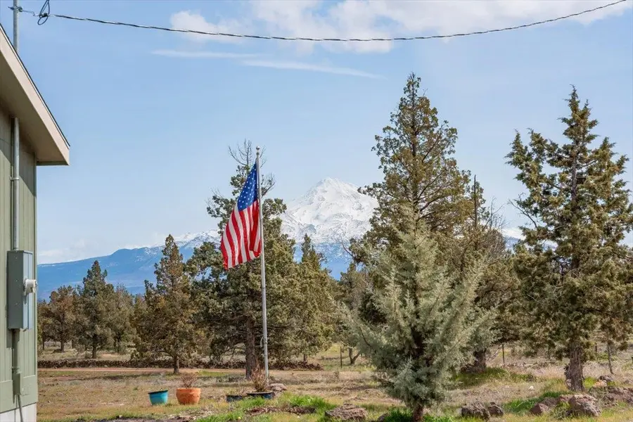 6538 Big Springs Rd., Montague, CA 96064 - Image #2