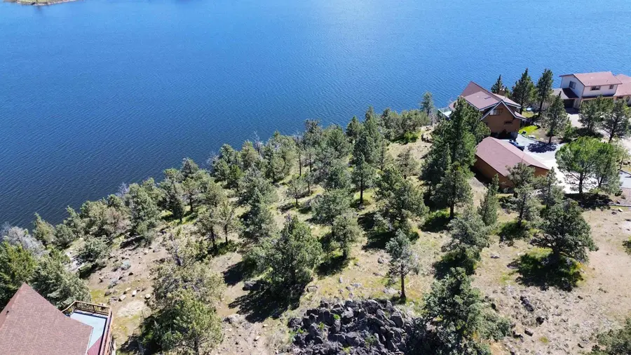 9-2/332 Shoreline Drive, Weed, CA 96094 - Image #3