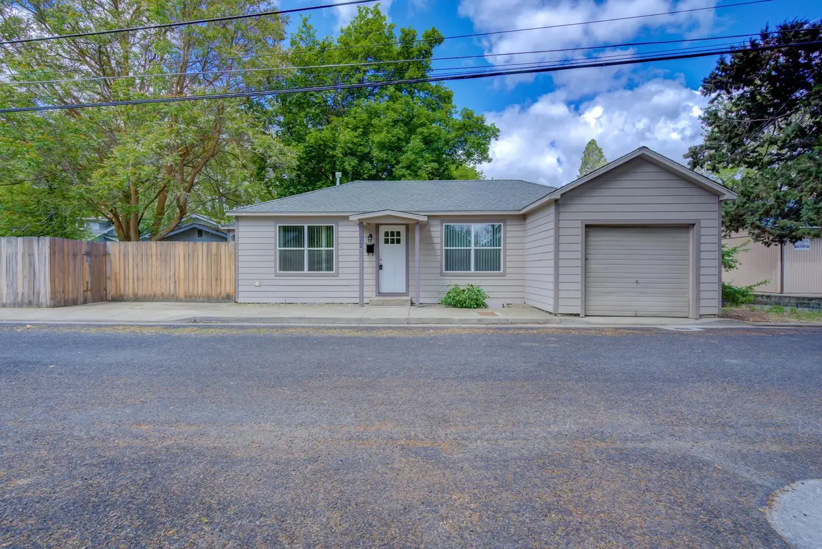 535 Spring Street, Yreka, CA 96097 - Image #1
