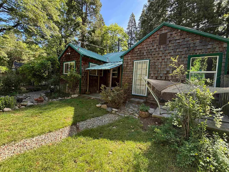 4401 Needham Avenue, Dunsmuir, CA 96025 - Image #2
