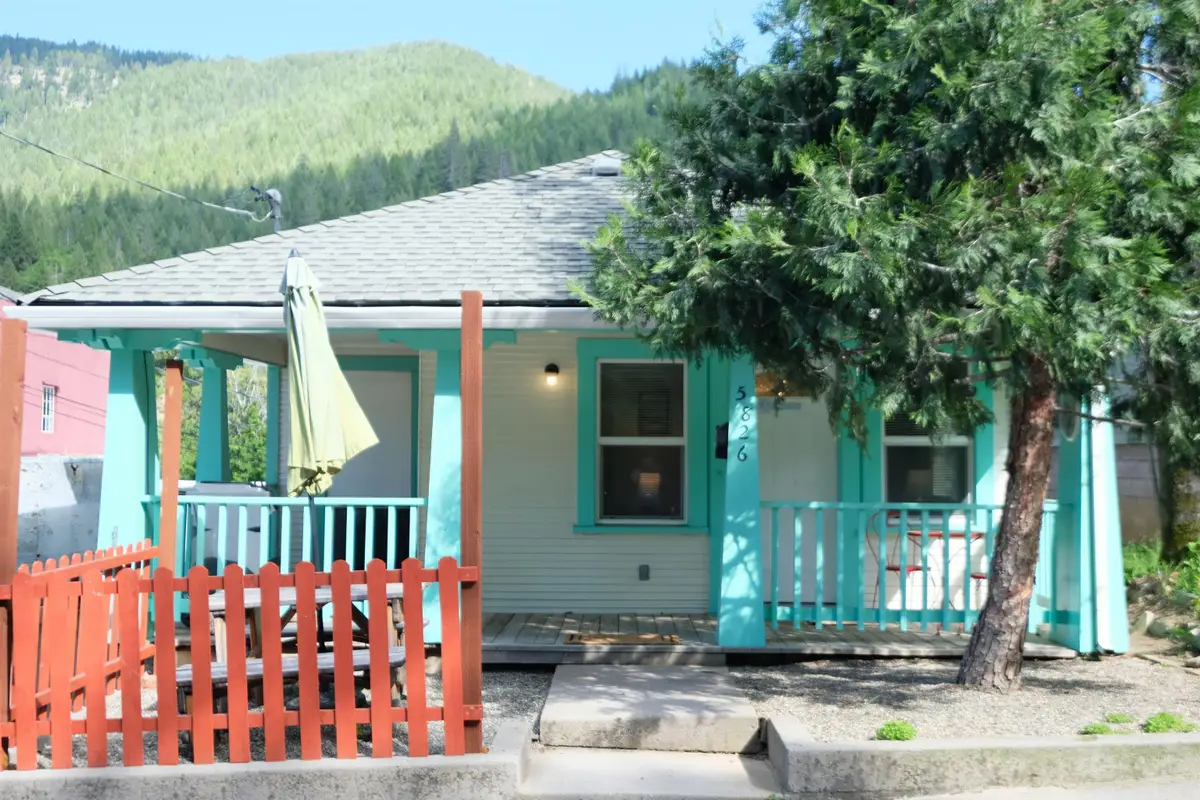 5826 Shasta Ave, Dunsmuir, CA 96025 - Image #1