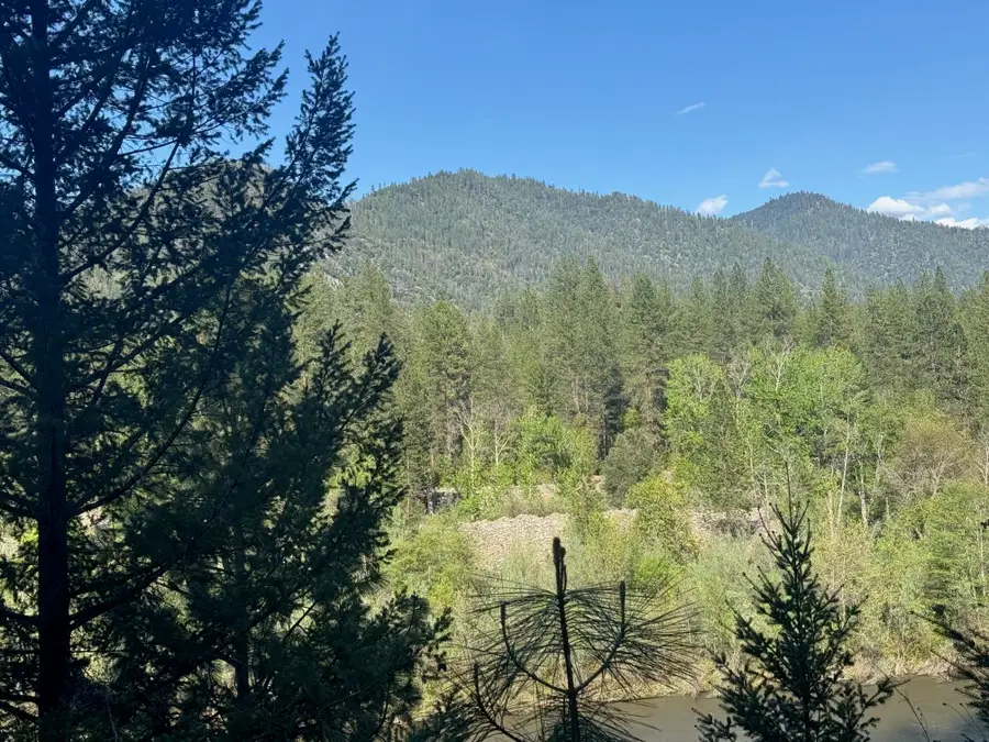 20.55 acres Dimond J Road, Seiad Valley, CA 96086 - Image #2