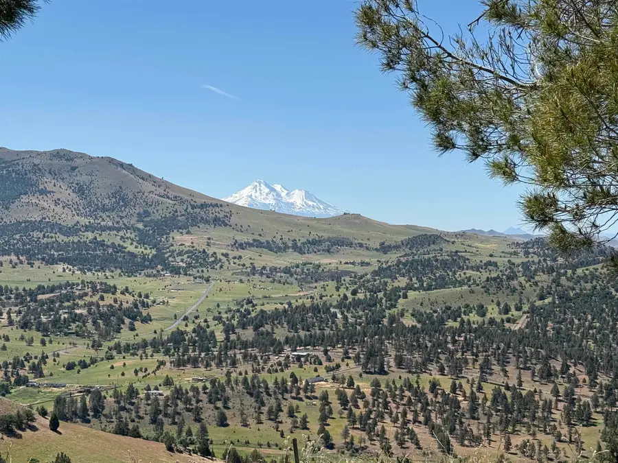 7204 Eel Drive, Montague, CA 96064 - Image #2